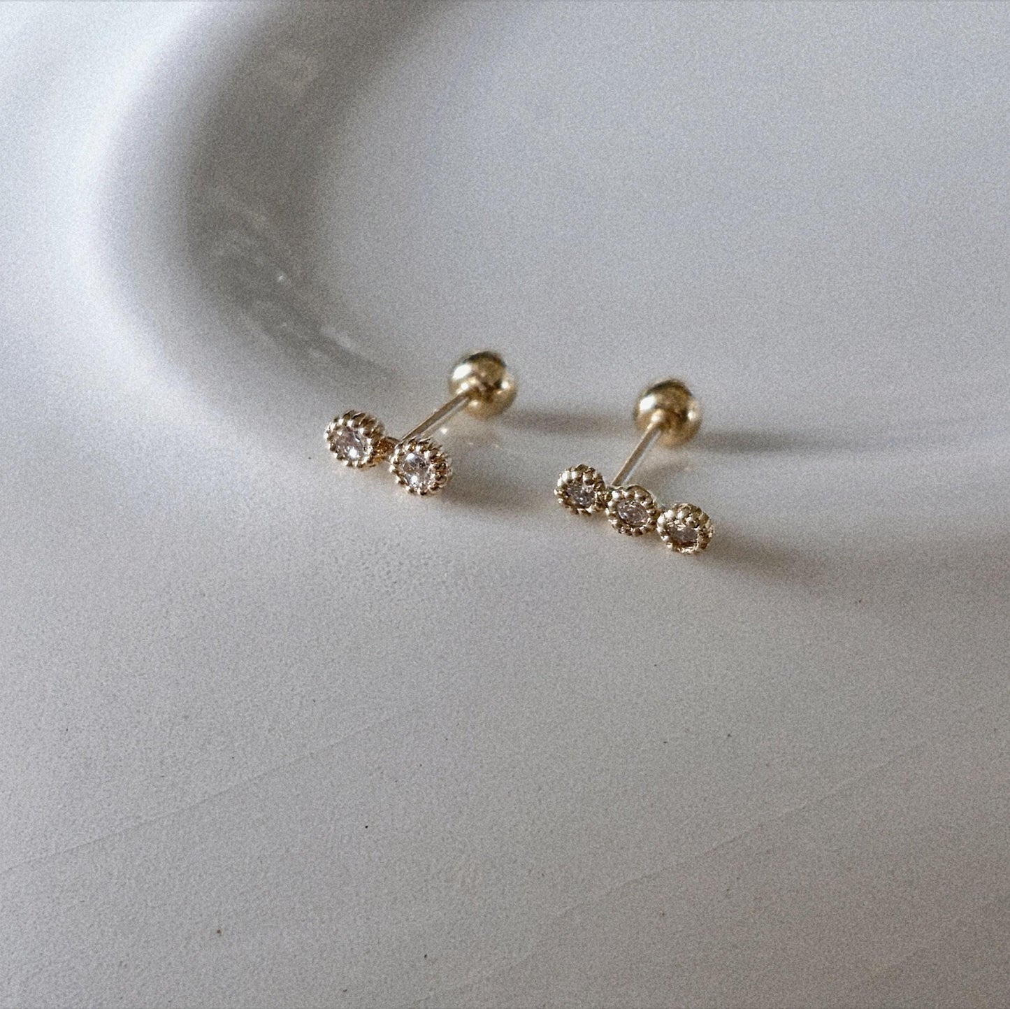two tier, three tier lab diamond, moissanite  piercing. 14k solid gold diamond piercing.2-Tier & 3-Tier Diamond Bar Piercing.