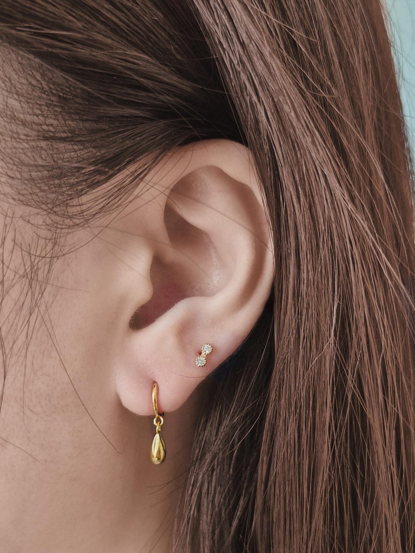 two tier, three tier lab diamond, moissanite  piercing. 14k solid gold diamond piercing.2-Tier & 3-Tier Diamond Bar Piercing.